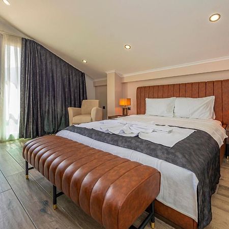 4 Beds, Luxury Holiday Villa In Hisaroenue Oeluedeniz Villa Mia Fethiye Exterior photo
