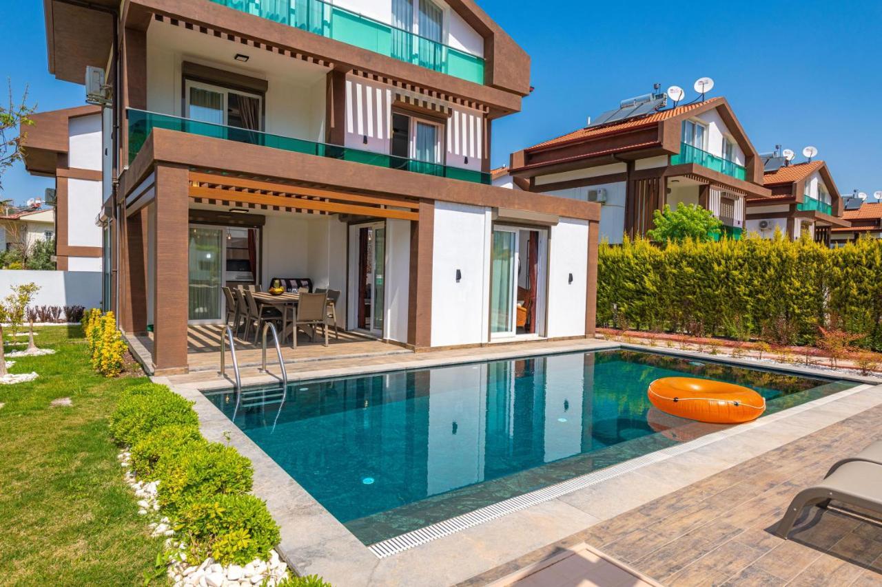 4 Beds, Luxury Holiday Villa In Hisaroenue Oeluedeniz Villa Mia Fethiye Exterior photo