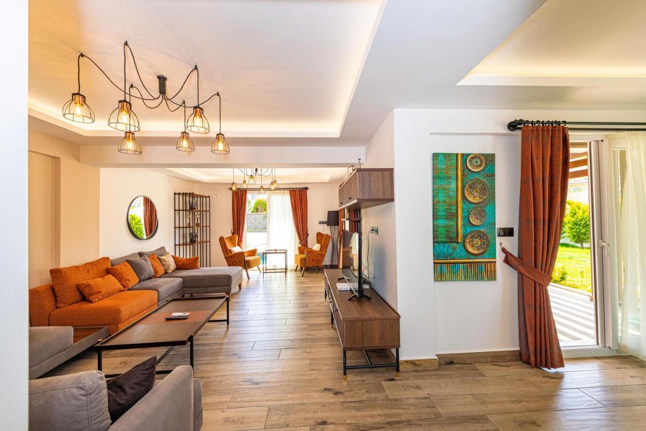 4 Beds, Luxury Holiday Villa In Hisaroenue Oeluedeniz Villa Mia Fethiye Exterior photo